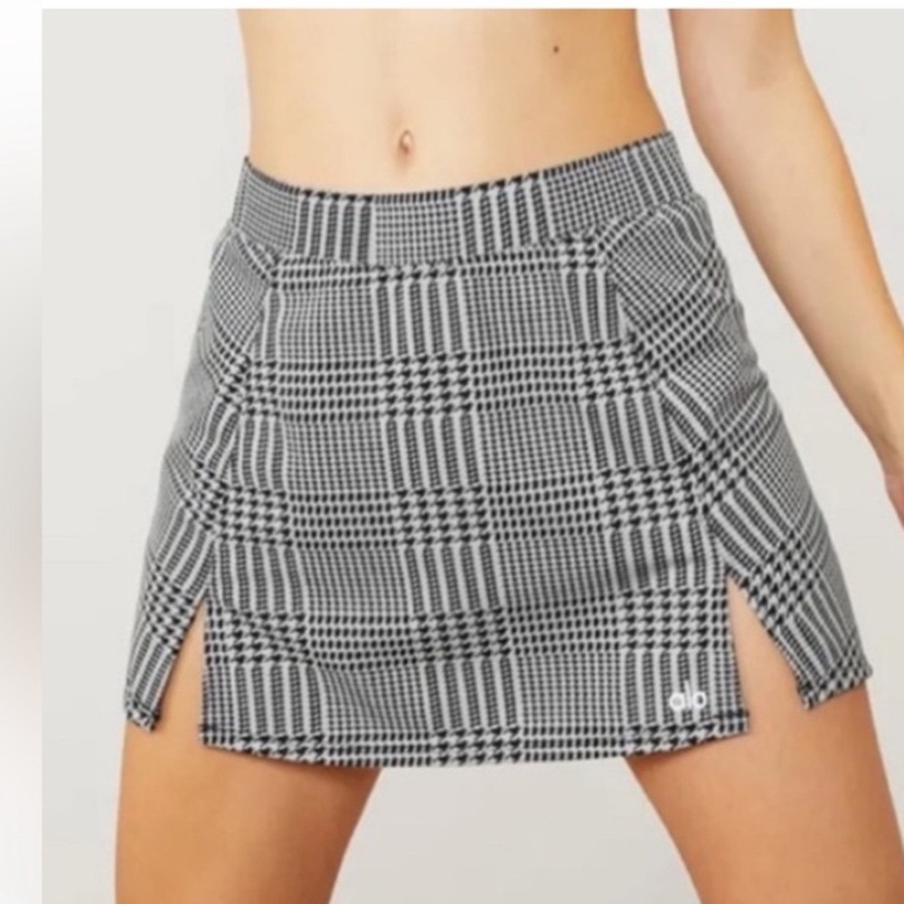 Alo Yoga | Rare Limited Edition Jacquard Glenplaid Tennis Skirt | Medium